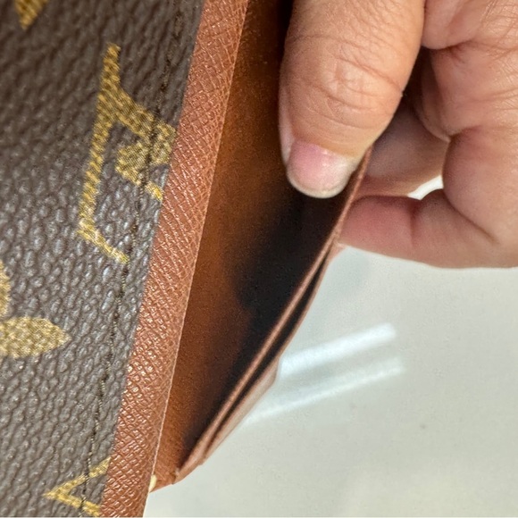 Louis Vuitton Porte-Monnaie Trésor Wallet - Monogram Canvas - Picture 7 of 7